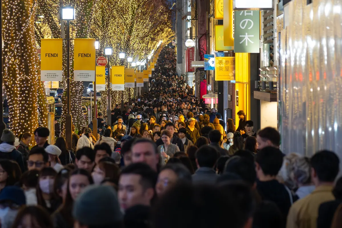 Seasonal Queue Planning: Handling Holiday Rush Without Chaos