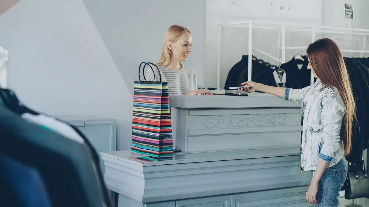 The 7-Point Queue Audit Checklist for Busy Retail Stores
